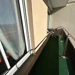 Les Meubles Les Domes Du Parc דירה