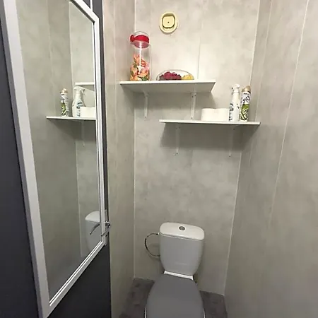 Les Meublés Les Dômes Du Parc Apartamento Clermont-Ferrand